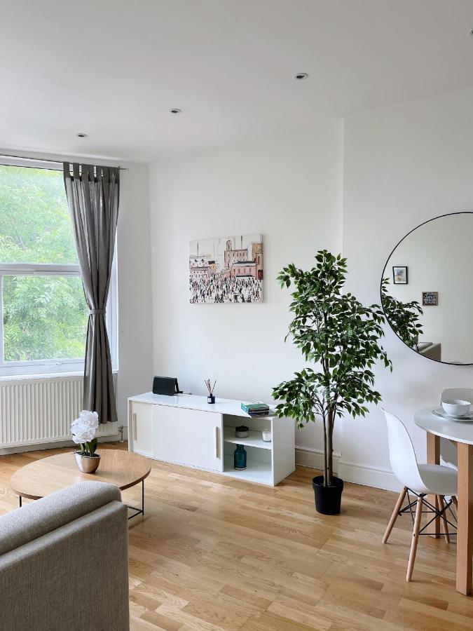 Modern And Light 2 Bed Flat In Sw2 Apartment London Exterior photo
